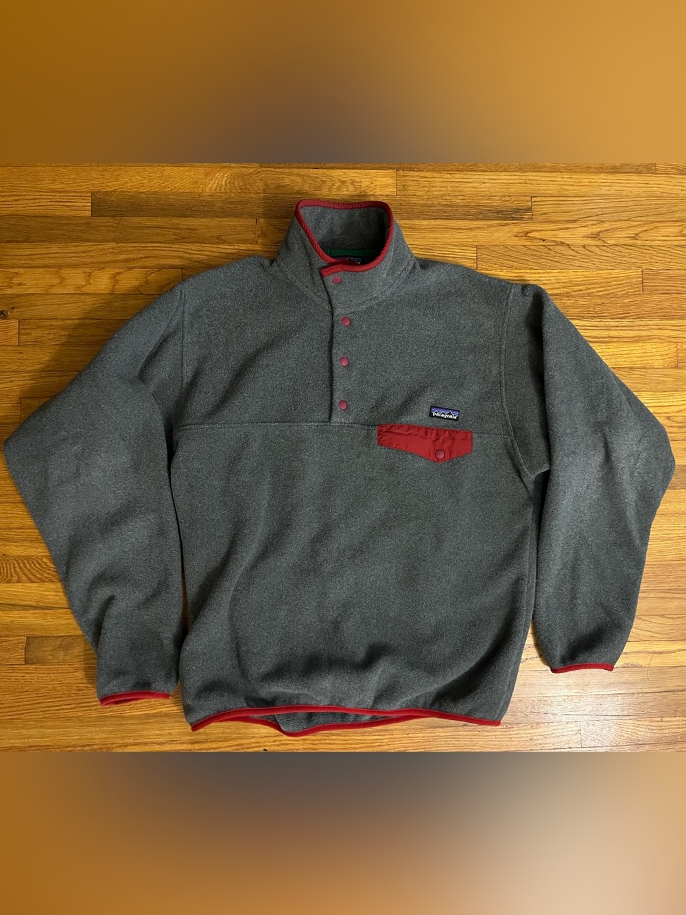 Patagonia Men’s Gray Fleece Zip-Up Pullover with Red Trim